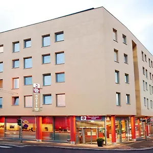 Hotel Western Plaza, Štýrský Hradec