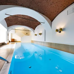 Parkhotel - Traditional Luxury Отель